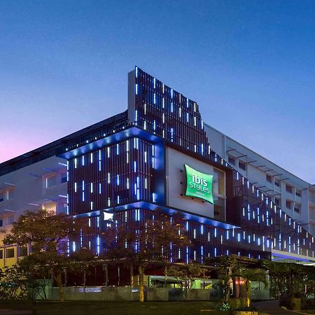 ibis Styles Yogyakarta Hotel Kültér fotó
