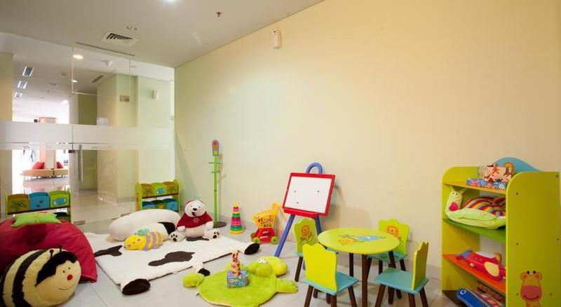 ibis Styles Yogyakarta Hotel Kültér fotó
