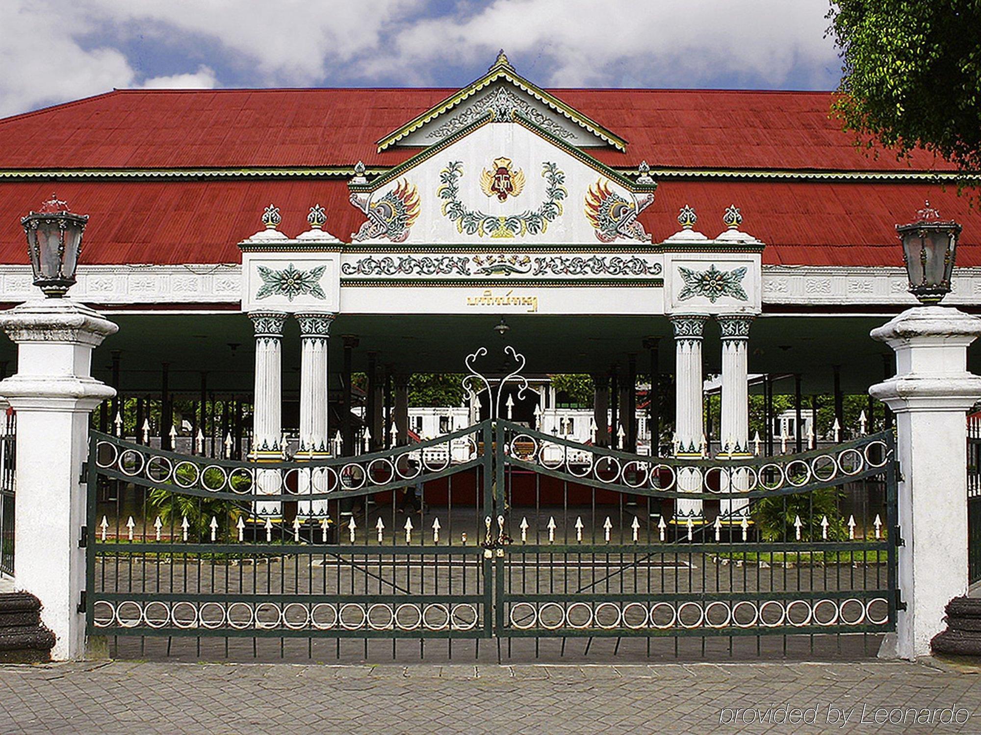 ibis Styles Yogyakarta Hotel Kültér fotó