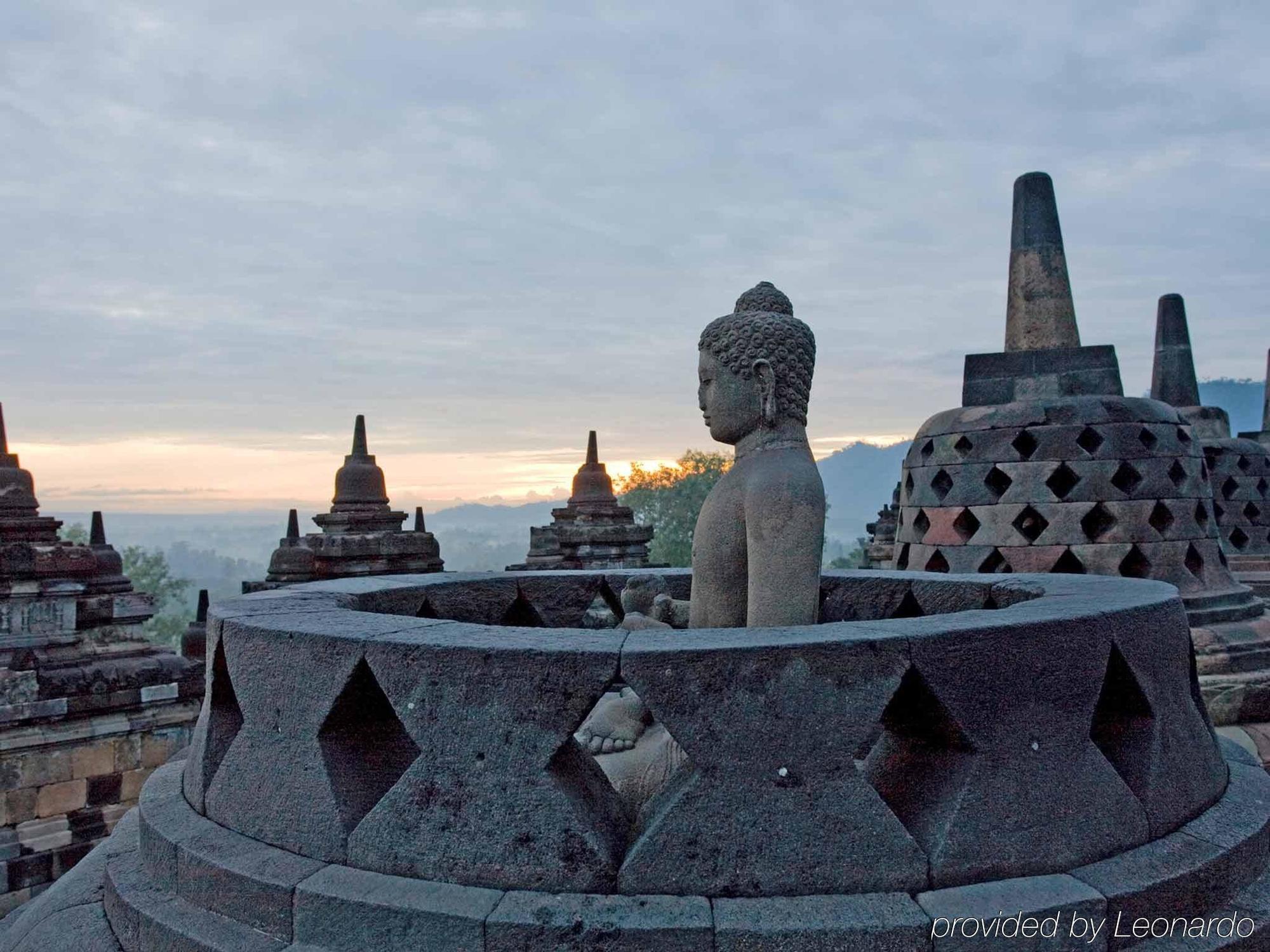 ibis Styles Yogyakarta Hotel Kültér fotó
