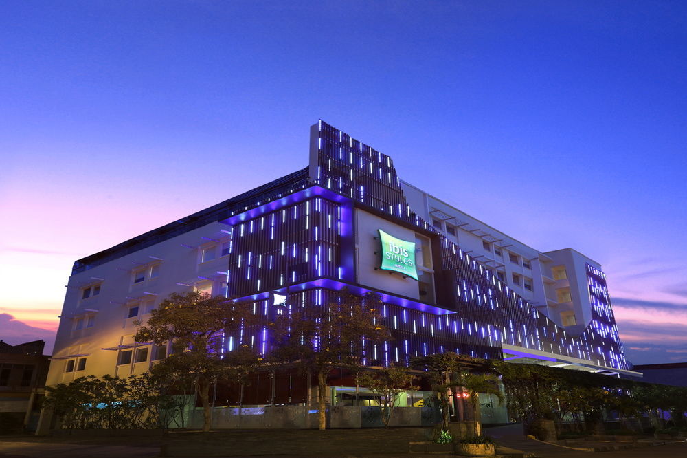 ibis Styles Yogyakarta Hotel Kültér fotó