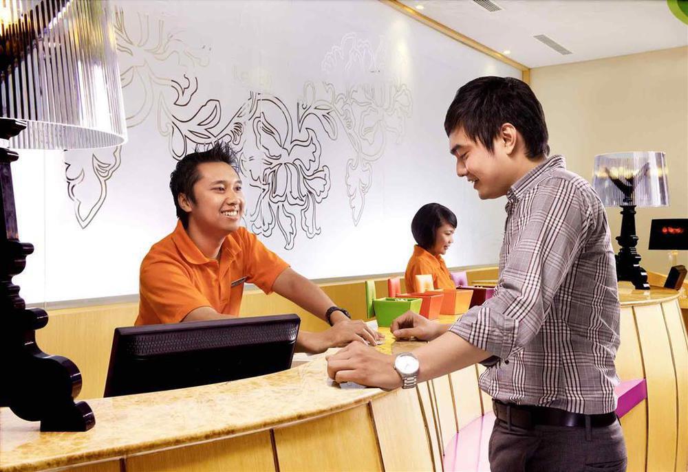 ibis Styles Yogyakarta Hotel Beltér fotó
